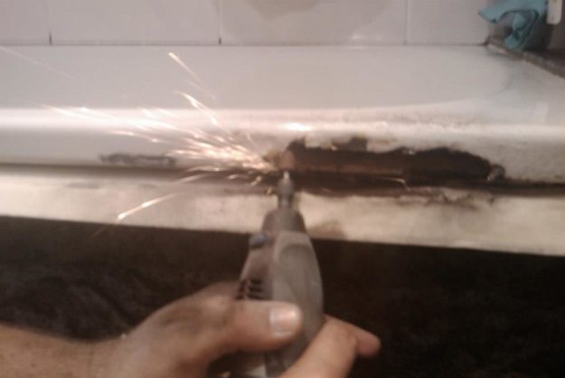reparació parcial de cantó de banyera reparació parcial de cantó de banyera